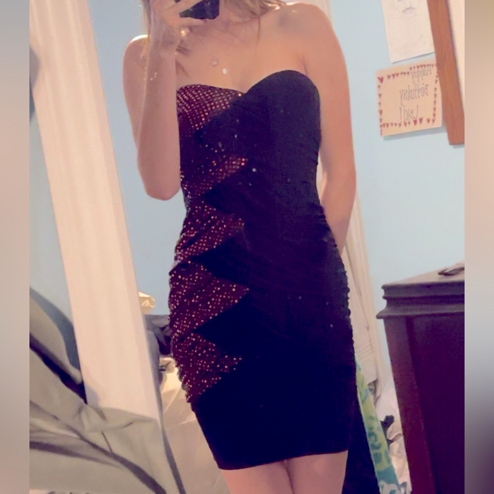 Black/Red sequin Dress